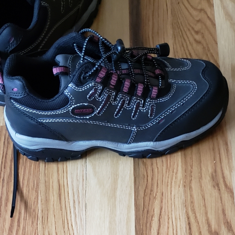 Safety Steel toe shoes  NWOT